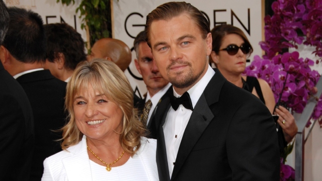 Ο Λεονάρντο Ντι Κάπριο τίμησε τη μητέρα του σε βράβευσή του: Πίστεψε σε μένα πολύ πριν υπάρξει λόγος να το κάνει
