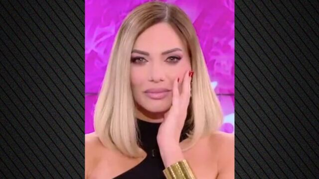 Ιωάννα Μαλέσκου: Συγκινημένη στον τηλεοπτικό αέρα με την έκπληξη της κόρης της για τα γενέθλιά της