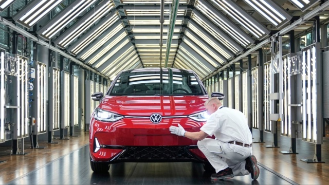 Volkswagen: 100.000 θέσεις στον βωμό της νέας εποχής – Η Κίνα αλλάζει τον χάρτη της γερμανικής αυτοκινητοβιομηχανίας 