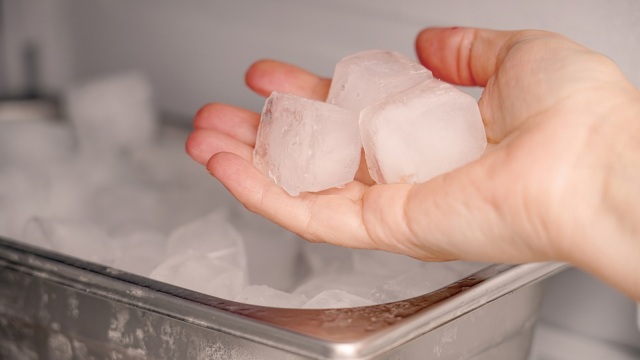 Τι πρέπει να προσέχετε όταν αγοράζετε πάγο από το supermarket