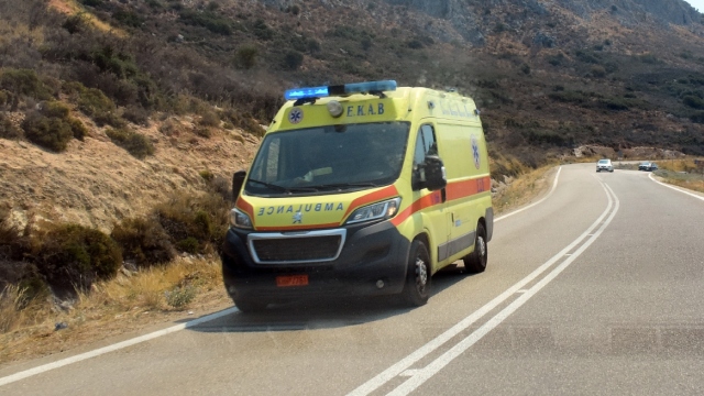 Διασωληνωμένος 57χρονος μοτοσικλετιστής μετά από τροχαίο στην Πάτρα