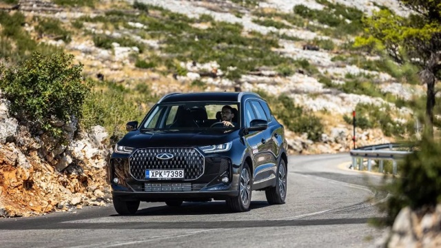 Δοκιμάζουμε το πιο οικονομικό-νέο SUV της Ελληνικής αγοράς