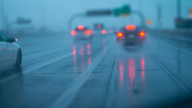 Κακοκαιρία: Το χαρτί που ζητάνε για τις αποζημιώσεις βγαίνει με ένα κλικ