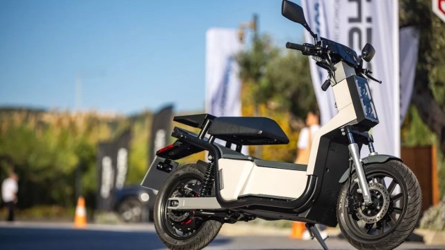 Η Ελληνική αστυνομία έχει πλέον Ελληνικές μοτοσικλέτες