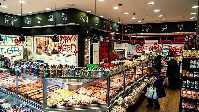 Tommy the Butcher, ο πιο φαν(κ) χασάπης της Αθήνας
