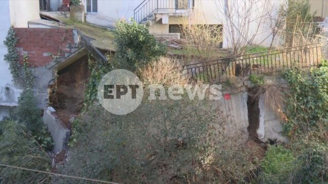 Θεσσαλονίκη: Ολόκληρη πλαγιά έτοιμη να πέσει πάνω σε πολυκατοικία στις Συκιές
