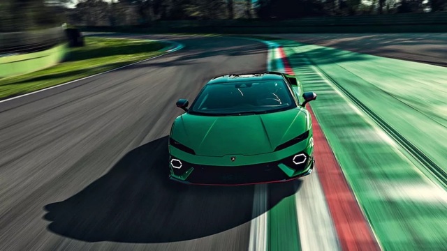 Δοκιμάζουμε τη μοναδική Lamborghini Temerario