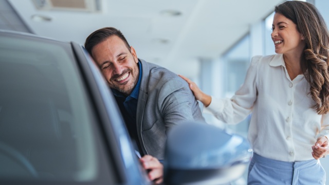 Το αυτοκίνητο που δεν αγοράζει κανεις επιστρέφει