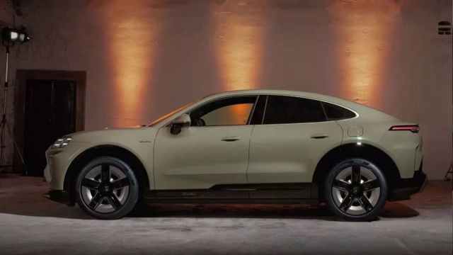 Porsche Cayenne Coupe: Η πιο γρήγορη είναι! Είναι και η πιo όμορφη; Δείτε την