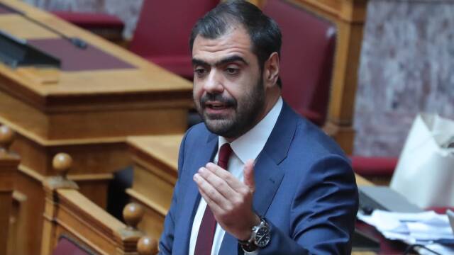 Μαρινάκης για αδειοδότηση περιφερειακών καναλιών: Αδειοδοτούνται οριστικά μετά από 28 χρόνια στασιμότητας και αδράνειας