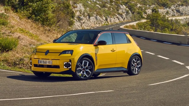 Renault 5 : Ποια είναι η φθορά των φρένων μετά από 15.000 χλμ; - Δείτε φωτογραφίες

