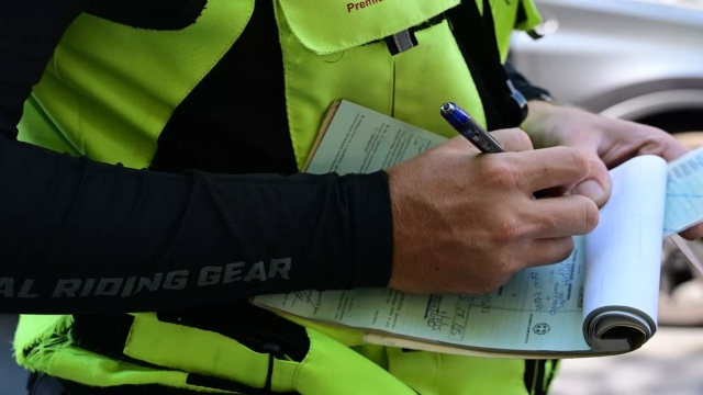 Το άγνωστο πρόστιμο με το οποίο κινδυνεύουν οι Έλληνες οδηγοί 
