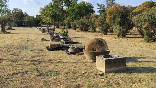 Χαλκιδική: Παραδόθηκε αναβαθμισμένος ο αρχαιολογικός χώρος της Αρχαίας Ολύνθου - Οι νέες υποδομές και οι ψηφιακές ξεναγήσεις 