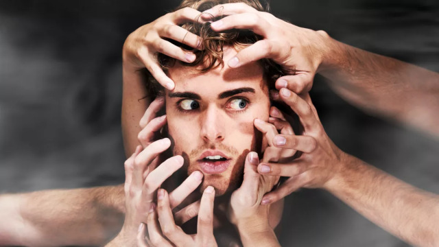 Μία ψυχολόγος αποκαλύπτει 5 πρώιμα σημάδια σχιζοφρένειας