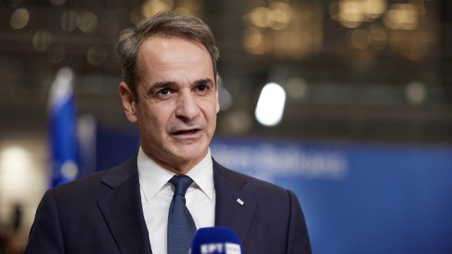 Στο Κάιρο για την τριμερή Ελλάδας, Κύπρου, Αιγύπτου ο Μητσοτάκης - Στο επίκεντρο η ηλεκτρική διασύνδεση