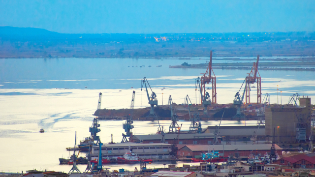 Θεσσαλονίκη: Τραυματίστηκε 56χρονος ναύτης σε φορτηγό πλοίο στο λιμάνι