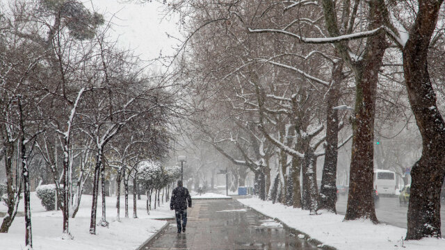 Έρχεται κακοκαιρία από αύριο με πτώση θερμοκρασίας έως και 10 βαθμούς Κελσίου, πού θα χιονίσει