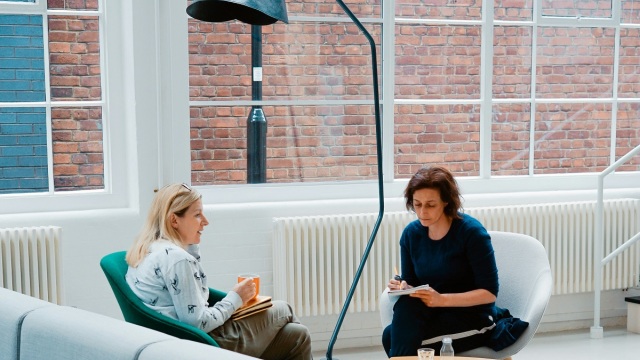 Γιατί όταν προσπαθούμε να κάνουμε κάποιον να αλλάξει γνώμη είναι χαμένη υπόθεση, σύμφωνα με έναν βιολόγο;