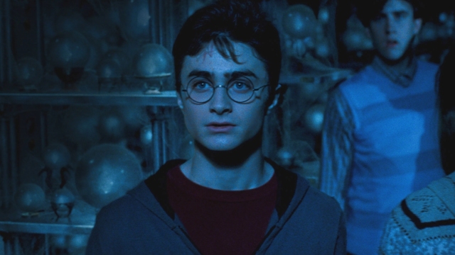 Το εξωπραγματικό ποσό που κερδίζει καθημερινά η Τζ. Κ. Ρόουλινγκ από τα ηλεκτρονικά βιβλία του Χάρι Πότερ