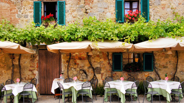 Το χωριό της Τοσκάνης που θυμίζει σκηνικό ταινίας