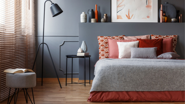 5 κόλπα για να κάνετε την κρεβατοκάμαρά σας να μοιάζει με δωμάτιο πολυτελούς ξενοδοχείου  