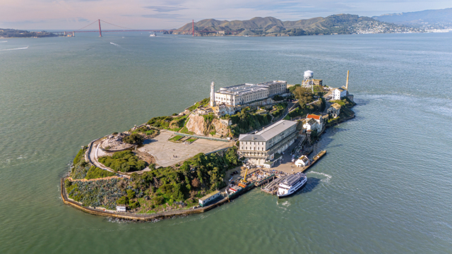  Ο Τραμπ αναζητά 152 εκατομμύρια δολάρια για να ανοίξει εκ νέου το Αλκατράζ ως φυλακή
