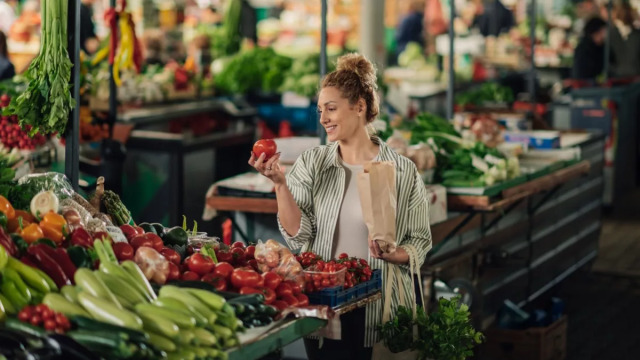 Εννέα τρόφιμα που (δεν φανταζόσασταν ότι) είναι γεμάτα μικροπλαστικά – Tips προστασίας
