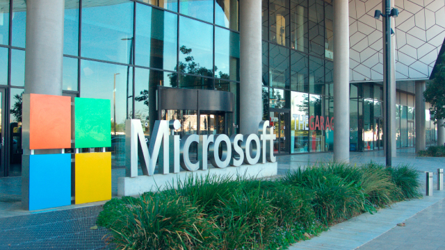 Μαζική κυβερνοεπίθεση κατά της Microsoft - Κίνδυνος για χιλιάδες servers παγκοσμίως
