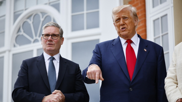 Ο Στάρμερ αρνείται να παραχωρήσει στις ΗΠΑ βρετανικές βάσεις στον Ινδικό Ωκεανό για επίθεση στο Ιράν, έξαλλος ο Τραμπ