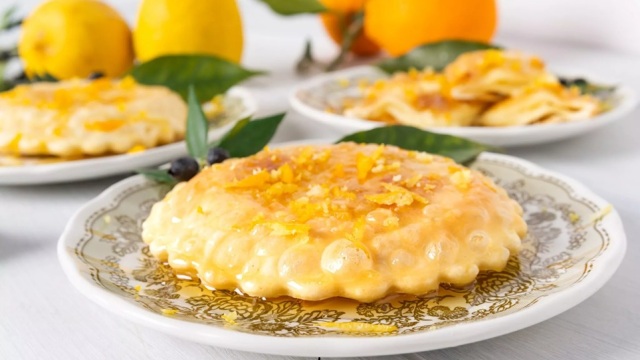 Seadas: Τα τραγανά τυροπιτάκια της Σαρδηνίας που αγαπούν το μέλι