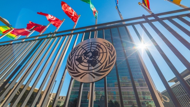 Οι ΗΠΑ μειώνουν δραστικά τις ανθρωπιστικές δαπάνες στο εξωτερικό, στα 2 δισ. δολάρια το 2026 από τα 17 το 2022