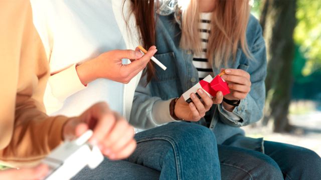 Ιστορικός νόμος στη Βρετανία: Τέλος τα τσιγάρα για όσους γεννήθηκαν από το 2008 και μετά