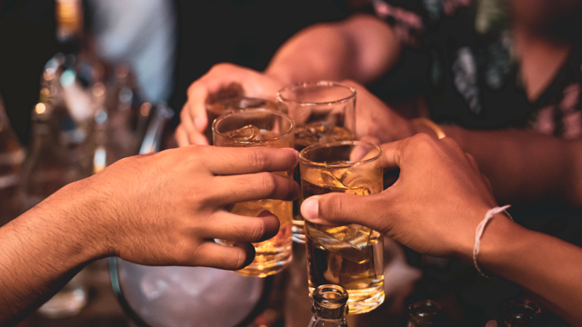 Επιχείρηση «Νυχτερινός Ποιμήν» της ΕΛΑΣ σε μπαρ, εντοπίστηκαν 7 ανήλικοι σε τρία νυχτερινά κέντρα διασκέδασης