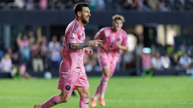 «Τρελαμένος» ο Μέσι – Πήγε να μπουκάρει στα αποδυτήρια των διαιτητών