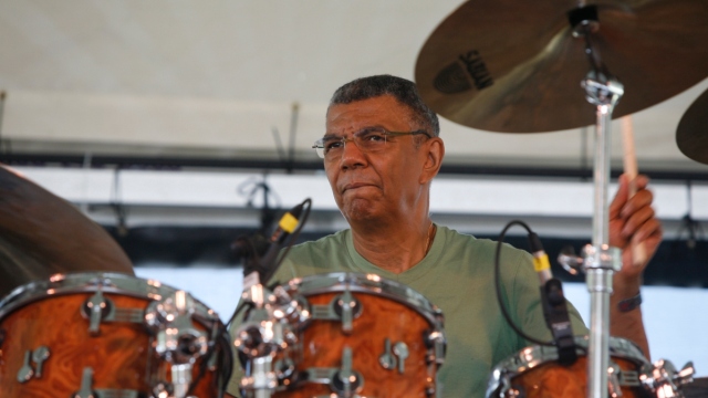 Πέθανε ο Τζακ ΝτεΤζονέτ, ένας από τους σπουδαιότερους ντράμερ της τζαζ