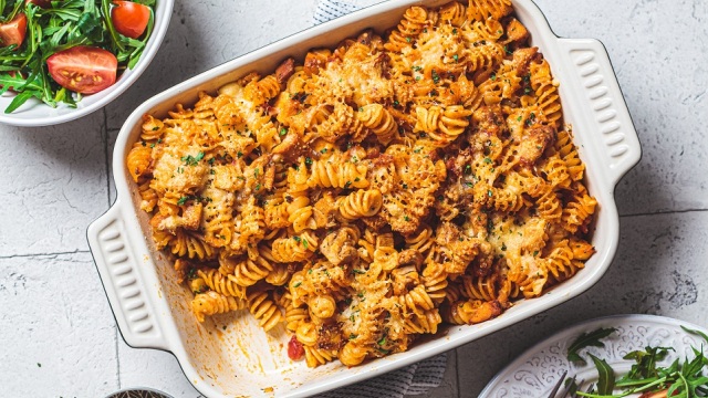 Ζυμαρικά φούρνου: 25 συνταγές για όλες τις ημέρες και όλες τις εποχές
