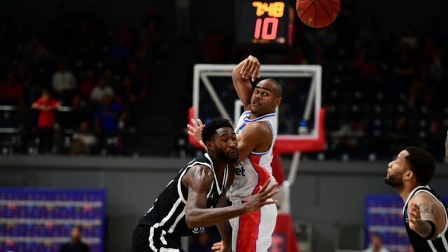 Ο Πανιώνιος λύγισε στο φινάλε και έχασε 91-87 από την Τρέντο στο ντεμπούτο του Ζούρου