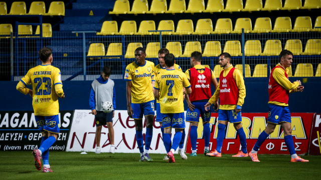 Παναιτωλικός - Ελλάς Σύρου 4-1: Μετά την 4αρα έμεινε «ζωντανός» για την πρόκριση στα νοκ άουτ