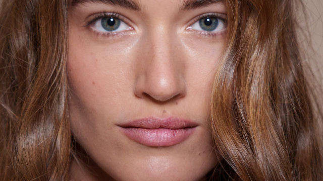 Είναι τελικά απαραίτητη η κρέμα ματιών;
