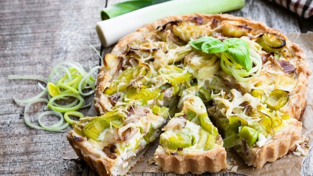 Πράσο: 20 συνταγές από πίτες και μαγειρευτά μέχρι σούπες, με το λαχανικό που νοστιμίζει τα πάντα