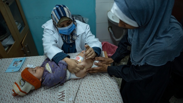 Ισραήλ: Απαγορεύει την είσοδο στη Γάζα σε 37 ΜΚΟ που δεν δηλώνουν τα ονόματα των Παλαιστινίων υπαλλήλων τους 