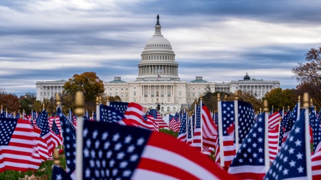 Η Βουλή των Αντιπροσώπων ενέκρινε τον τερματισμό του μακροβιότερου shutdown στην ιστορία των ΗΠΑ 