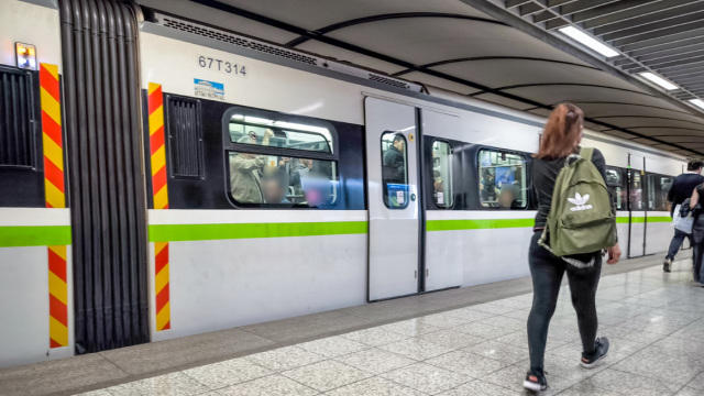 Ενισχυμένα τα δρομολόγια του μετρό τις Κυριακές 21 και 28 Δεκεμβρίου