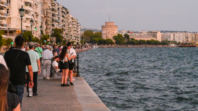 Οι Financial Times αναδεικνύουν τη Θεσσαλονίκη ως κορυφαίο φθινοπωρινό προορισμό στην Ευρώπη