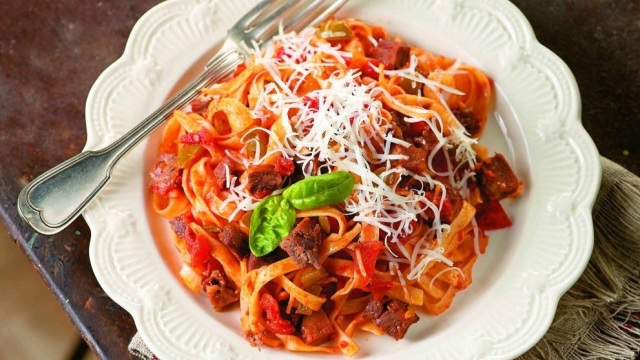 Χυλοπίτες και χυλοπιτάκι: 15 συνταγές γεμάτες γεύση και ζεστασιά
