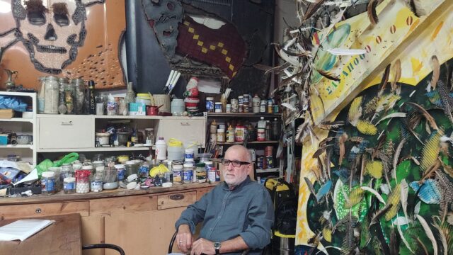 Ο Γιώργος Τσακίρης δίνει νέα πνοή σε βελέντζες: Η διαδρομή από τη Φλωρεντία μέχρι το εργαστήρι του στο όρος Πάικο