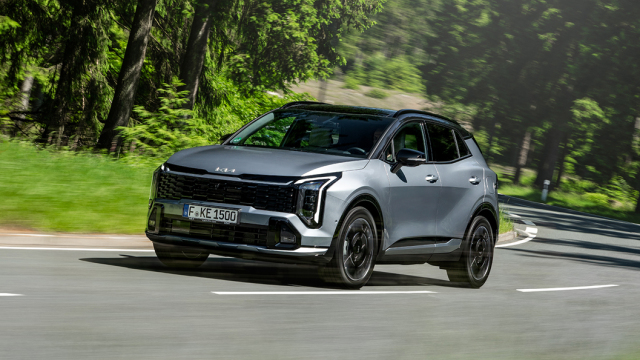 KIA Sportage HEV: Το full υβριδικό SUV που αναβαθμίζει την καθημερινότητα — και το στυλ σου.