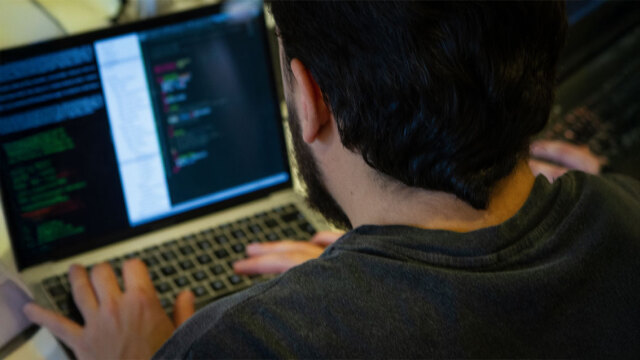 Ούτε η Κίνα ούτε οι ΗΠΑ: Η χώρα που κυριαρχεί στον τεχνολογικό κόσμο