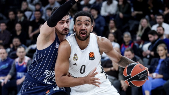 Αναντολού Εφές-Ρεάλ 75-81: Απόδραση από την Πόλη για τη «βασίλισσα», βίντεο 
