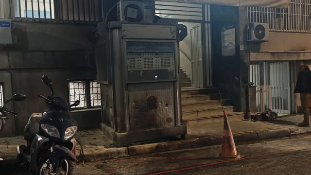 Επίθεση με μολότοφ στο ΑΤ Κυψέλης - Έγιναν 14 προσαγωγές